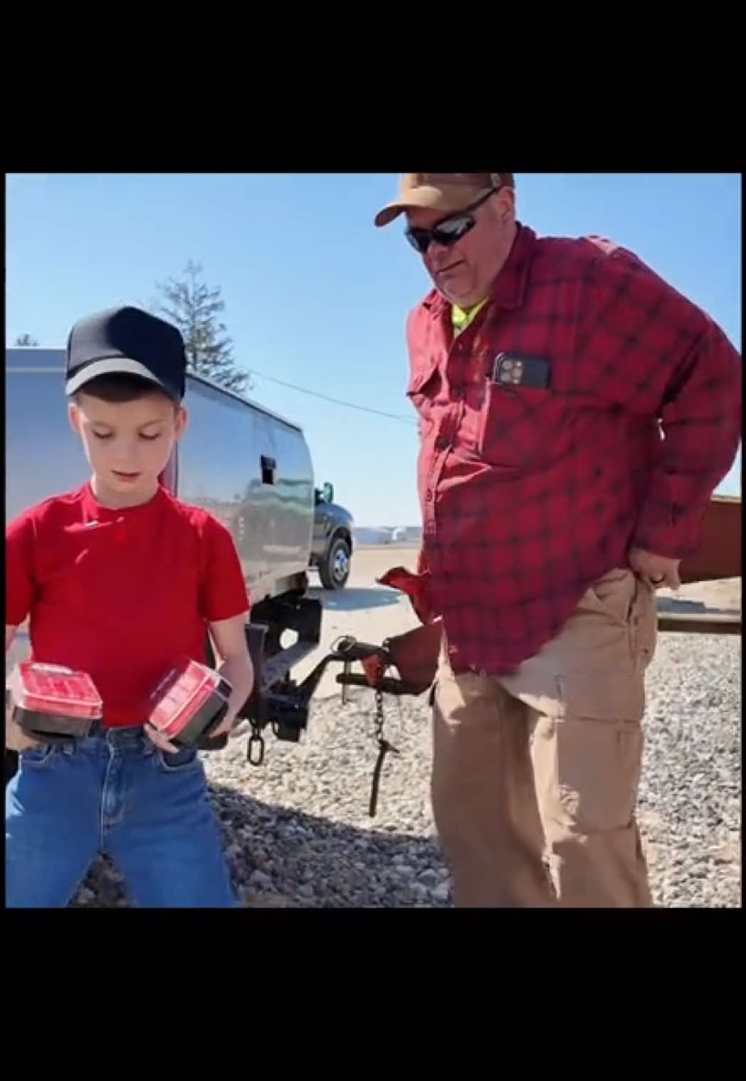 Jackson and his dad got a several items at the auction here’s the last purchase thankful for the @Hendo Wireless LED  link in bio for the light kit #justajacksonthing #makefarmingfun #oldschool #auction #futurefarmer #obs #chevy 