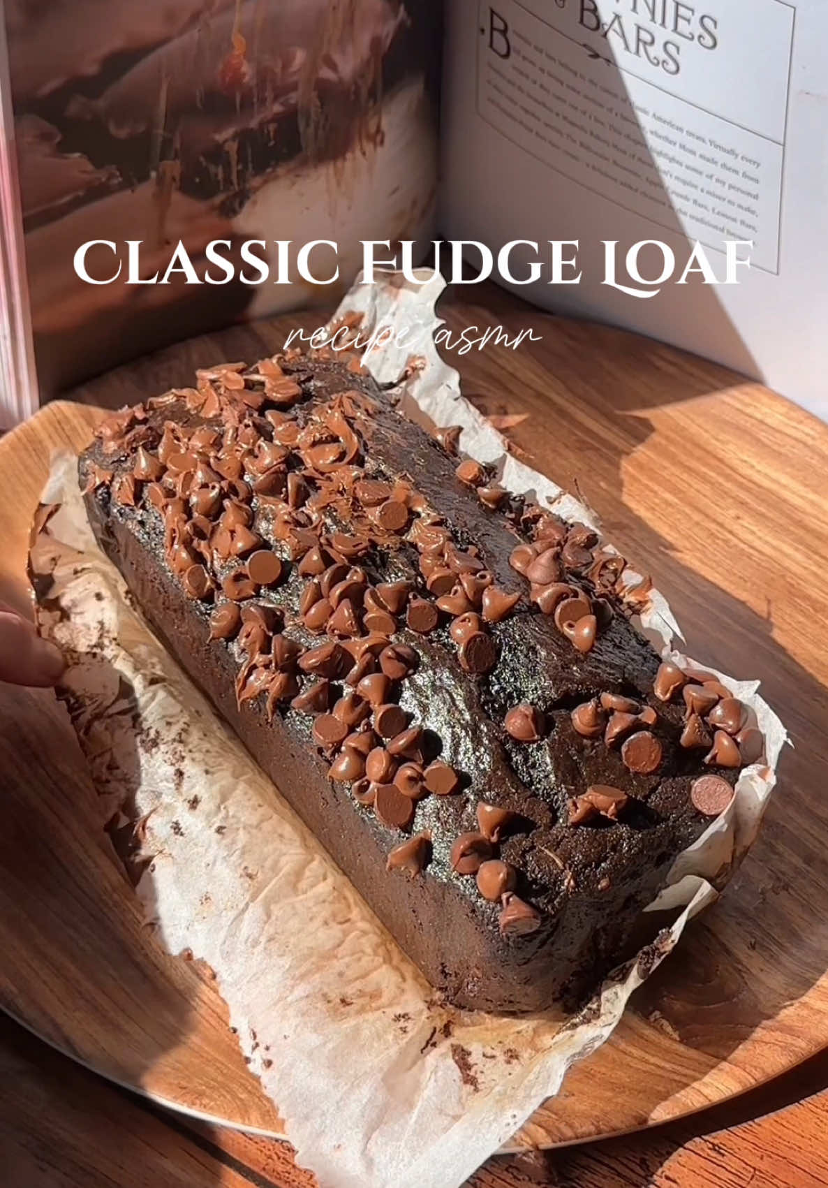 Easy chocolate fudge cake recipe! Brownie in a cake🤤 #baking #EasyRecipe #cake #chocolatecake #asmrfood #bakery #baker #Foodie #cooking 