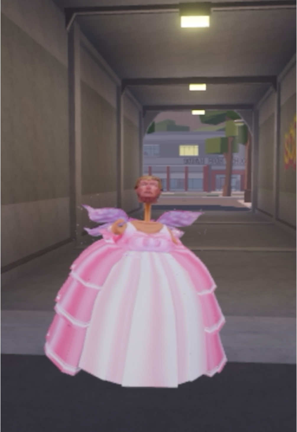 “Cause tonight you look so pretty yes you do” #baddiecore #baddie #trump #roblox #foryou 