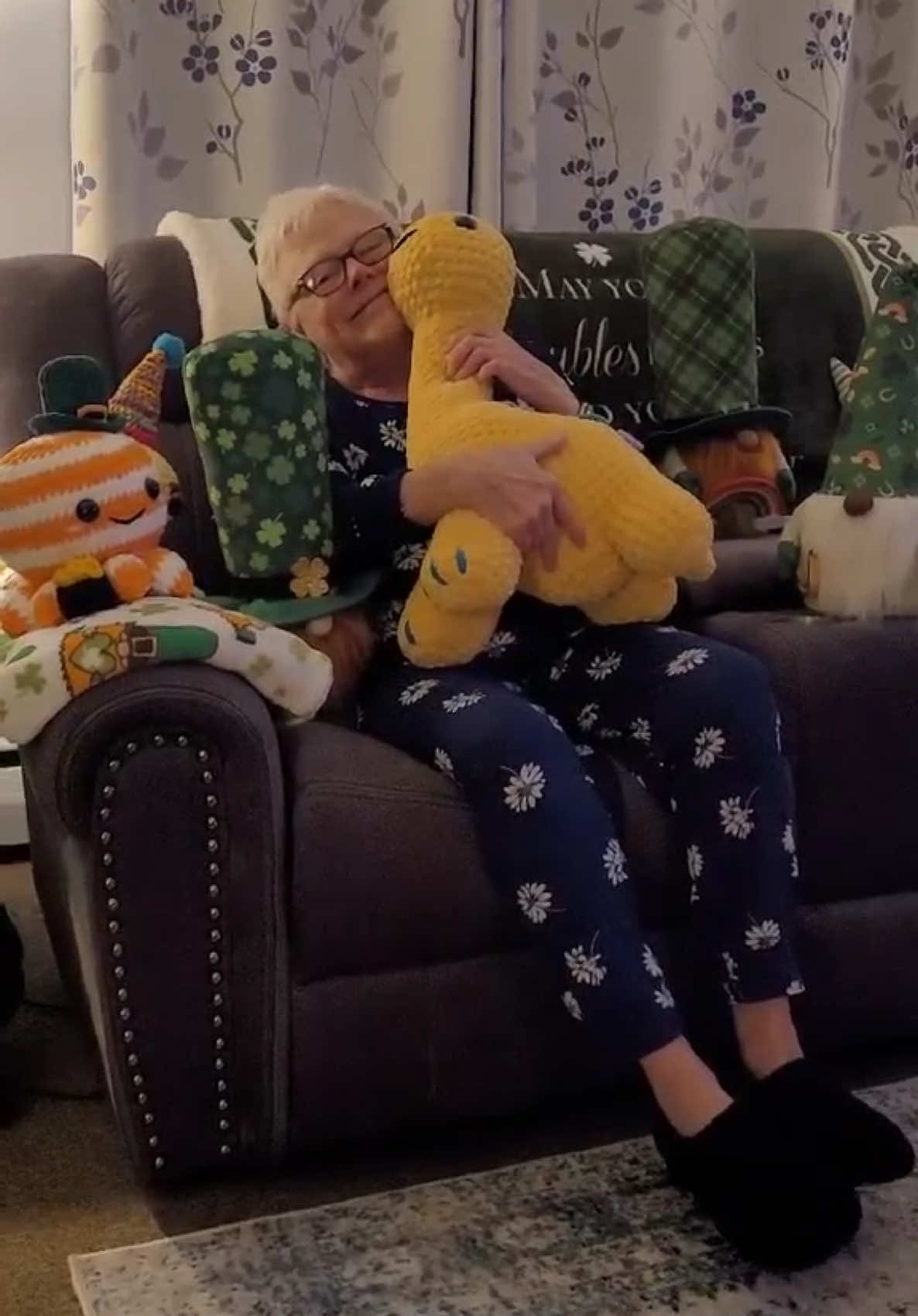 Replying to @Maybe Mandy The dino’s name reveal 😭❤️ Thank you so much for all the love! #grandma #Love #dinosaur 
