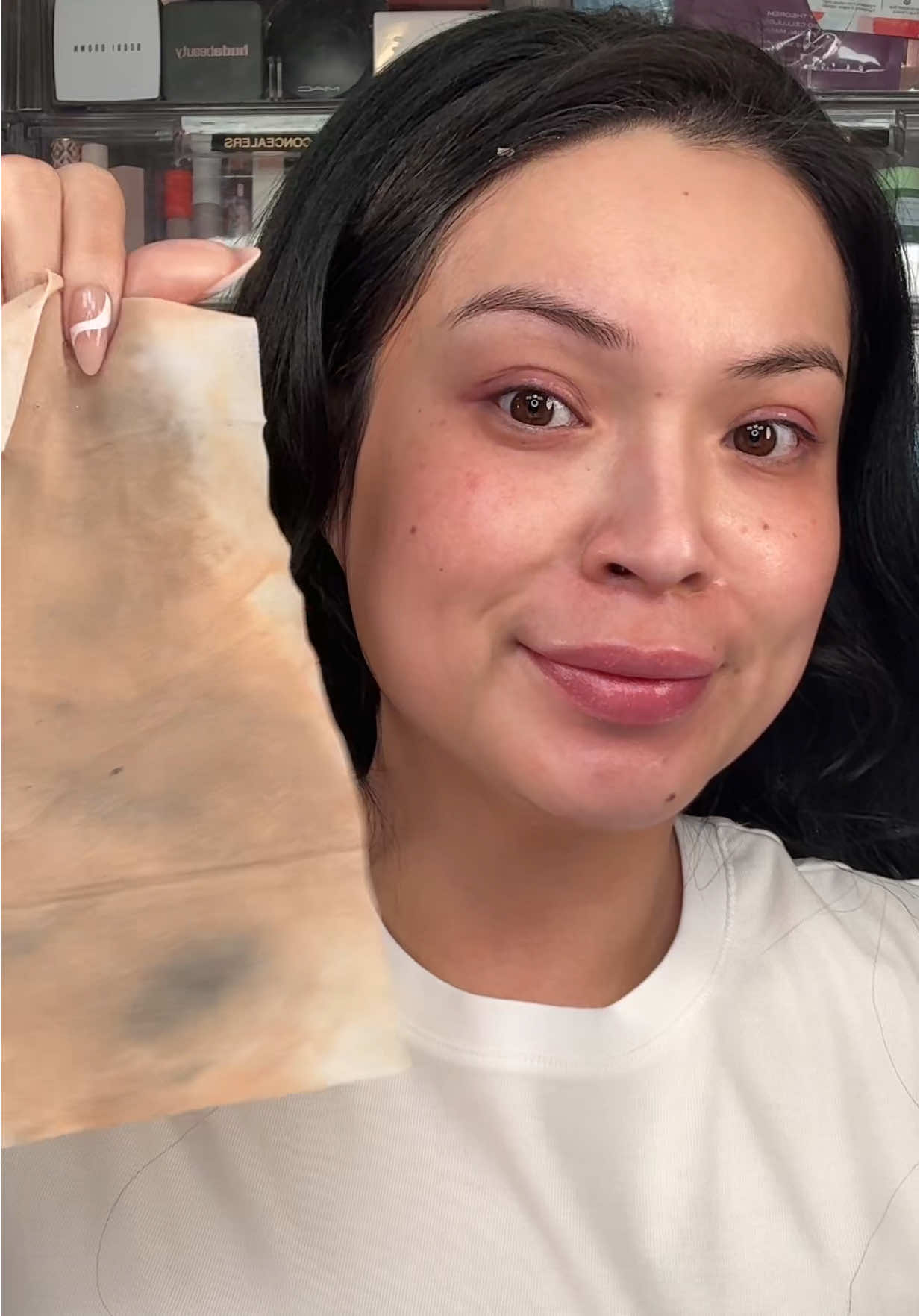 Ok this one isn’t sponsored but I wasn’t pulling your leg in the sponsored post jeez lol 😂 what do you think of me?!  @The Face Shop US Rice Water Bright Cleansing Facial Wipes 