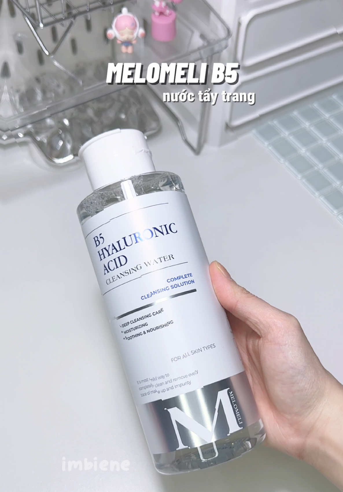 một em tẩy trang tui iu thích dạo gần đây nè 💯 #taytrang #nuoctaytrang #nuoctaytrangb5hyaluronicacid #nuoctaytrangmelomeli #reviewlamdep #goclamdep #skincare #tipskincare #muataitiktok #imbiene 