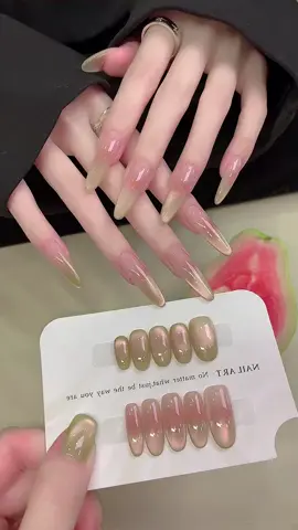 #sticker #nhịthiệnminail #nailxinhmoingay #sơnmắtmèo #móngxinh #xuhuongtiktok 
