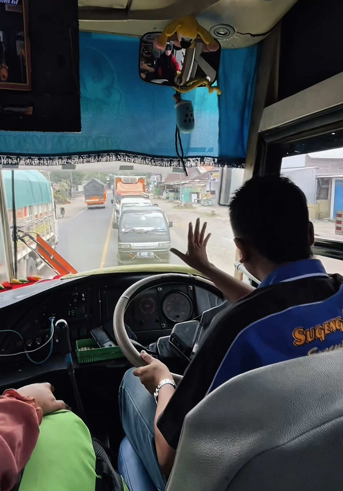 ali klakson mode speedboat🐬  #sugengrahayu #sugengrahayugroup #sumberselamat #sumbergroup #cinematicbus #jatimanraceway #fakesituation⚠️ #fakesituation #fyp #masukberanda #xybca #sumbergroup🐬🐬 #sumbergrouplovers🤗🐬 #sumberkencono #aliklakson 