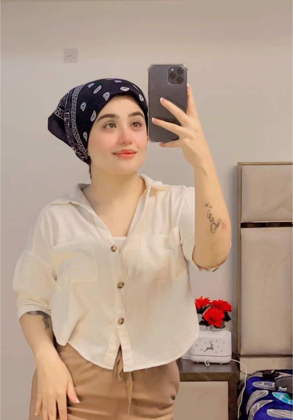 Insta : raveenabaig_.      #foryou #viral #raveenaafam #trend #raveenabaegy #trending #fyp 