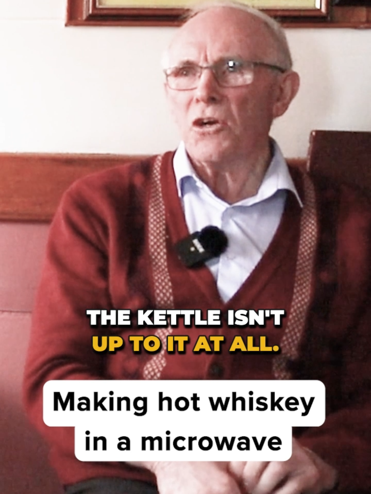 From The 2 Johnnies Xtra Podcast Ep.261 This week on the Xtra Podcast, we had an Around the Town Special, when we headed out to meet John Moloney, the owner of Moloney’s of Poulmucka, our local. And he told us about his Hot Whiskey and stout pouring skills. Sign up now at www.patreon.com Available now in full video on Patreon and audio only on Spotify. The Xtra Podcast is members only and gets you access to: Over 250 unheard podcasts New episodes every Thursday Plus Exclusive members only livestreams Early access tickets 10% off merch #ireland #irish #irishhumour #tipperary #irishcomedy #irishpubs #irishpub #irishbar
