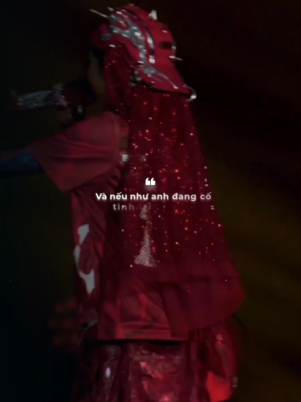 Và nếu như anh đang cố tình làm em mê anh.. #tlinh #genfest