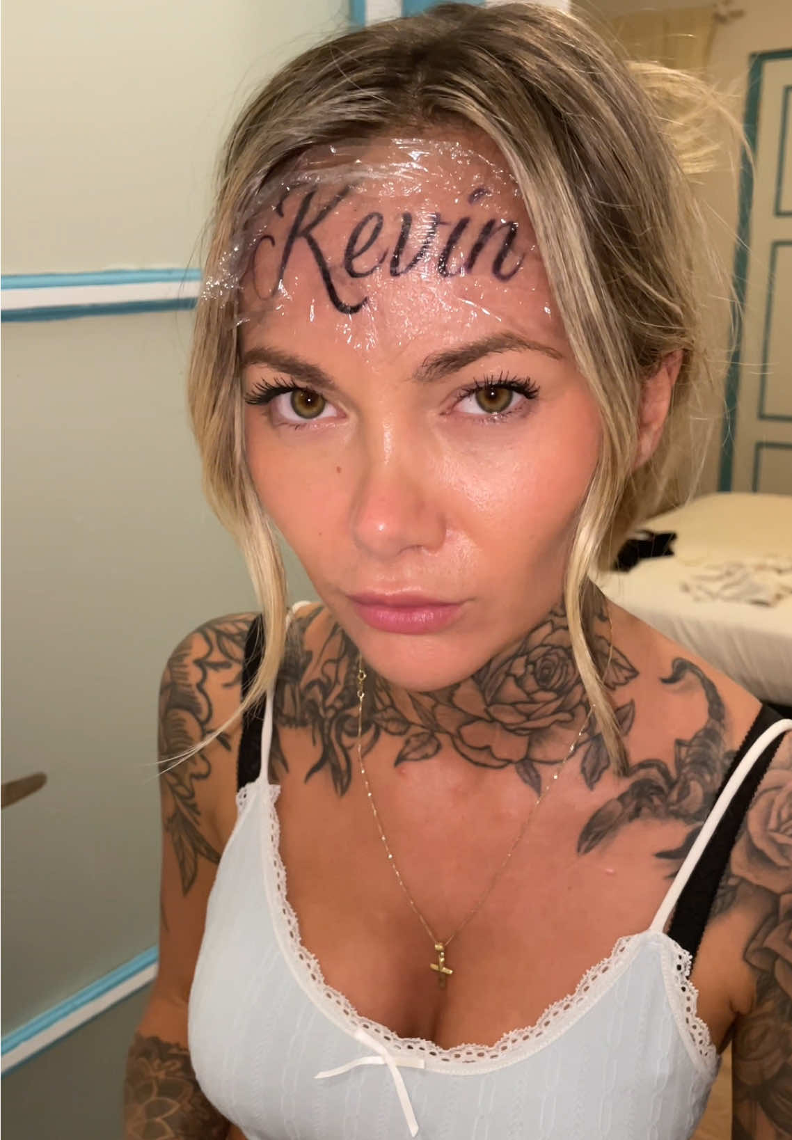 🤦🏼‍♀️ #tattoo #facetattoo 