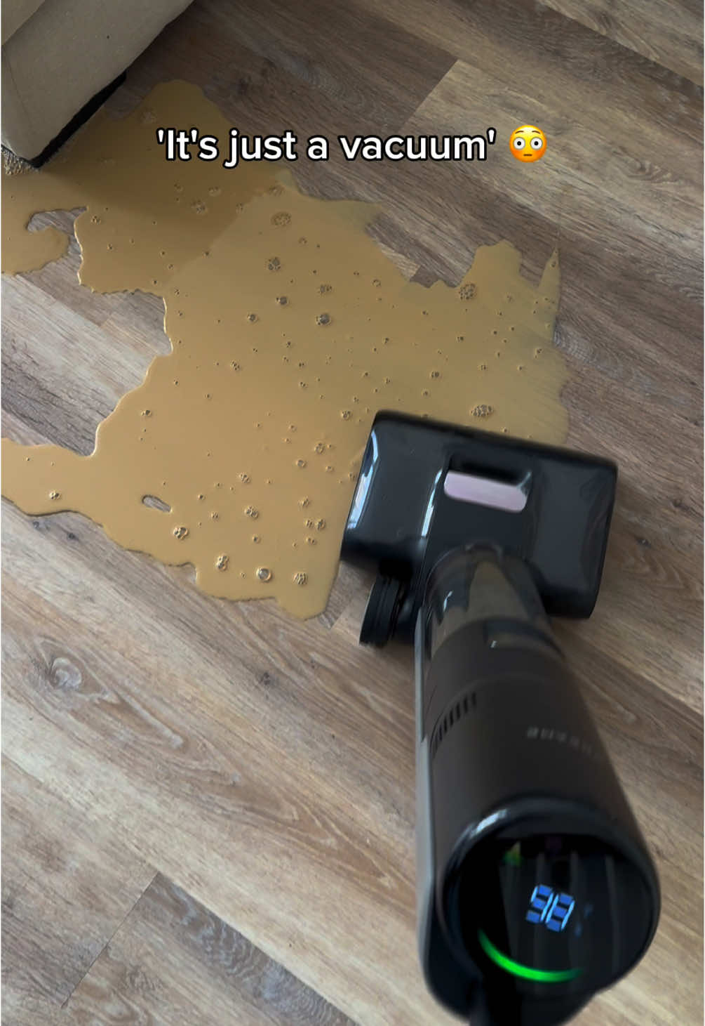 I am in shock 😳 The Dreame H15 Pro is an absolute game changer! 🔥 It's currently on early bird offer until the 31 Mar with £100 off (Currently £499 💰).  There's a link in my bio for more details 🔗 @Dreame Store #dreame #wetanddryvacuum #vacuum