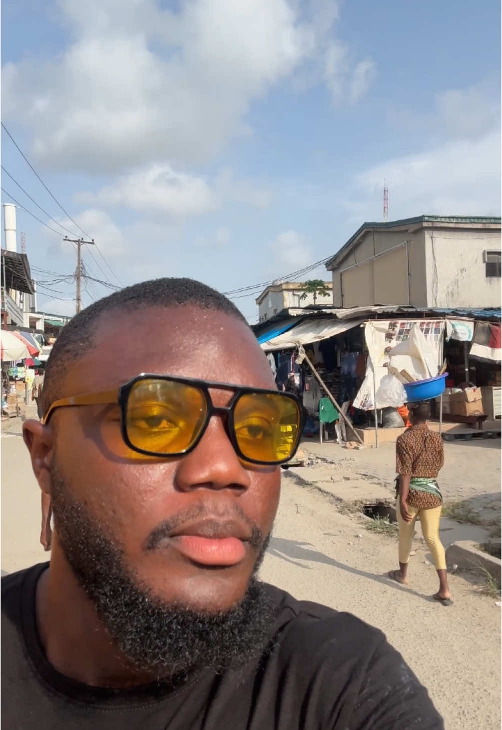 If you are looking to venture into the perfume business, a visit to Lattafa Plaza at Tradefair market in Lagos is highly recommended. Watch this video to understand better  . . .   #lattafa #lattafaperfume #lattafaperfumes