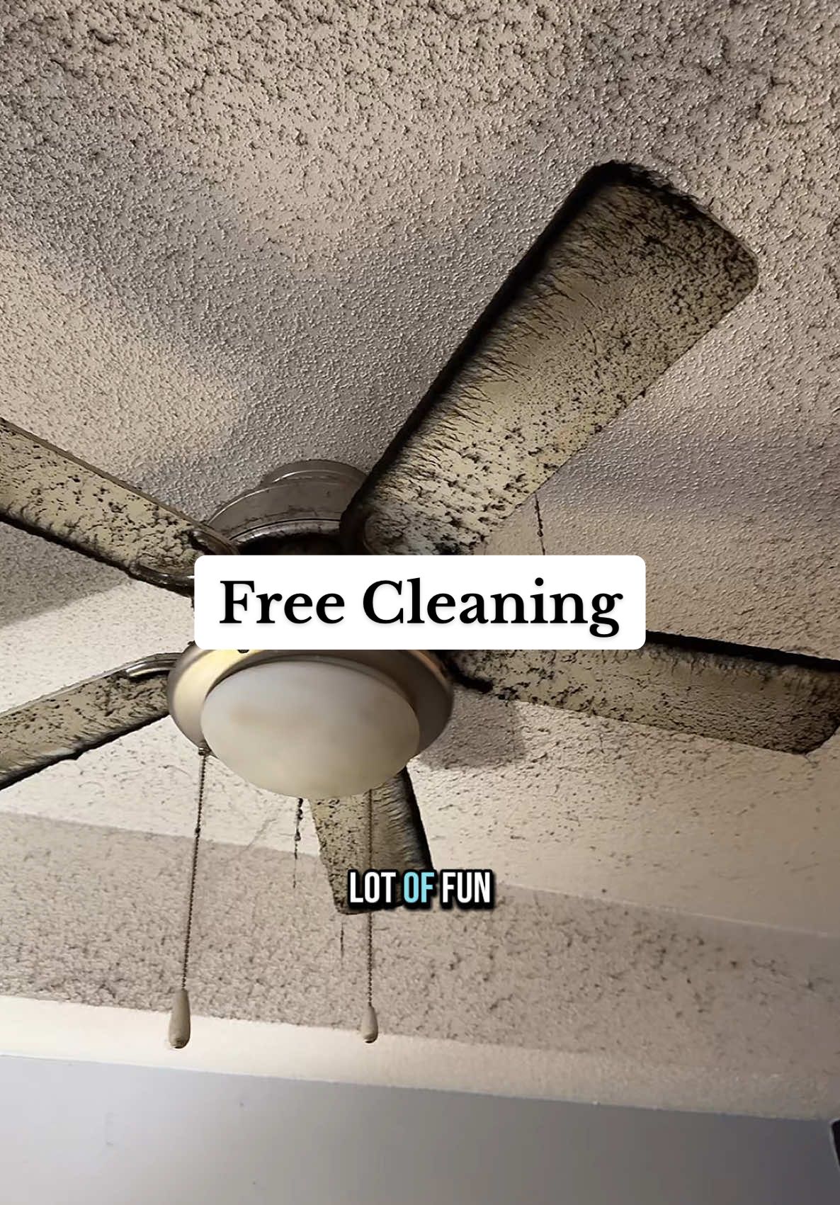 Living room deep clean ✨ #CleanTok #livingroomclean #transformation 
