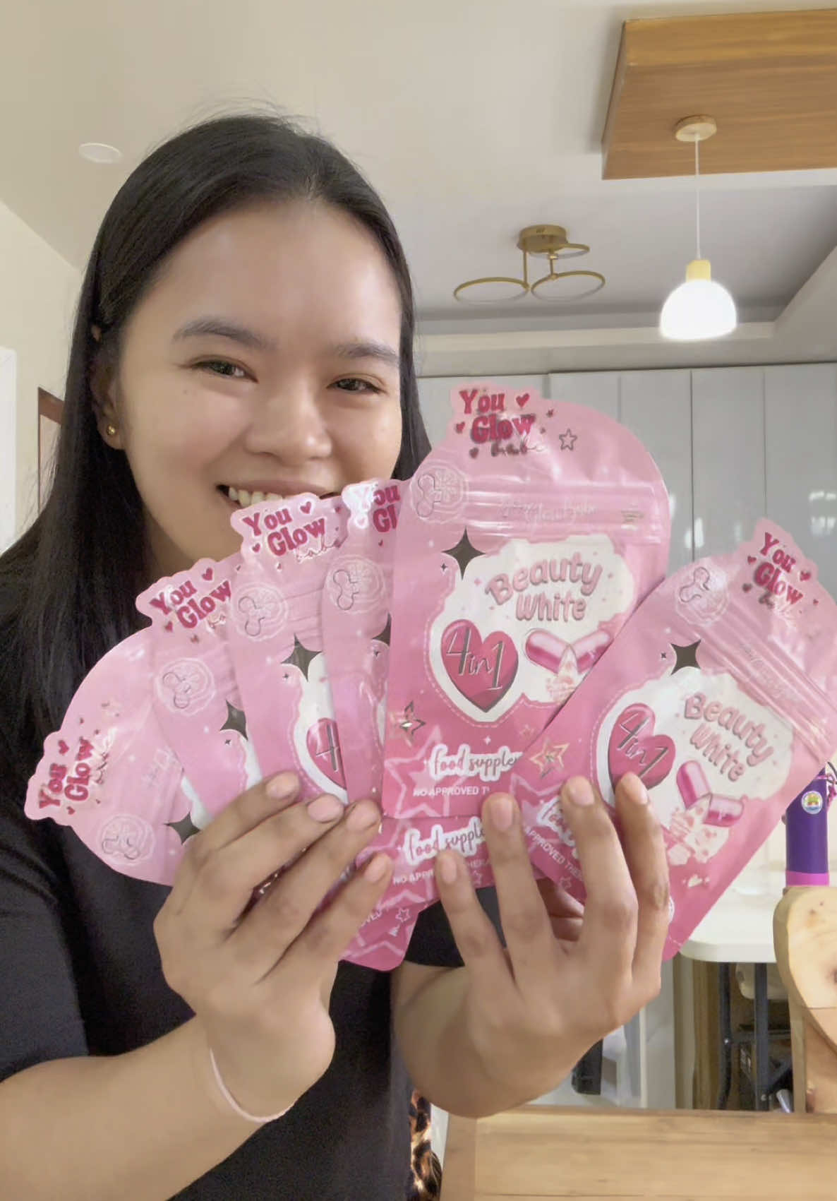 SABAY SABAY TAYONG MAGPA-BEAUTY 😁😍…  #YouGlowBabe #BeautyWhiteCapsule #youglowbabebeautywhite #trending #viral #fyp #rodalenenavarro 