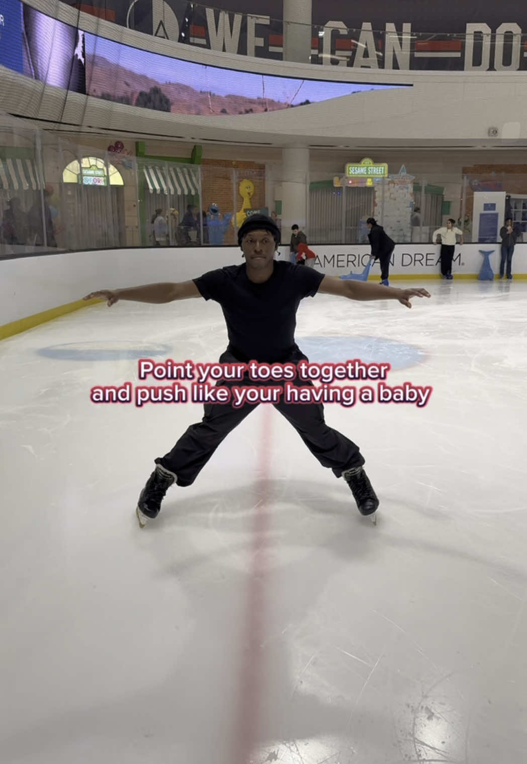How to skate backwards for beginners ‼️ #iceskate #IceSkating #iceskater #sk8teforthelab #beginner 