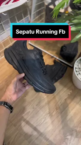 Rekomendasi sepatu running full black🔥😎🤩#fyp #corvaluefootwear #vibes #sepatukasual #corvalue #sepatusneakers #rekomendasisneakers #4u #berandatiktok #sepatumurah #skena #sepatubrandlokal #sepatu #sepaturunning 