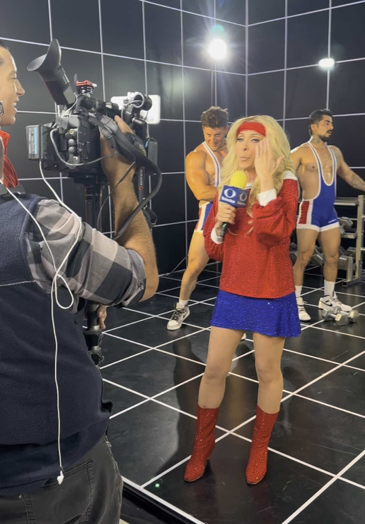 Siempre pasándola bien en mis videos para viduales de icónica tour  haaaaa como la pasó bien 😜😜😜😜😜😜😜❤️