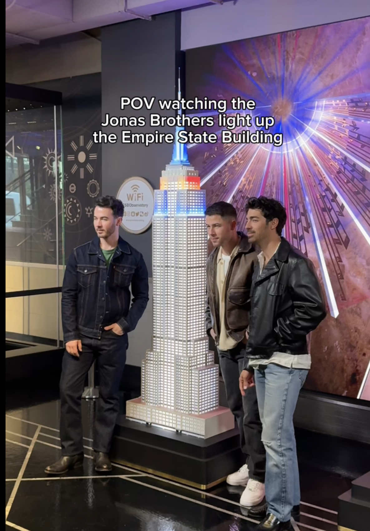 oh my jonas @Empire State Building  the Jonas Brothers lit up the Empire State Building in New York City to kick off Jonas Con weekend celebrating 20 years of the band. @Jonas Brothers #jonascon #jonasbrothers #nickjonas #kevinjonas #joejonas 