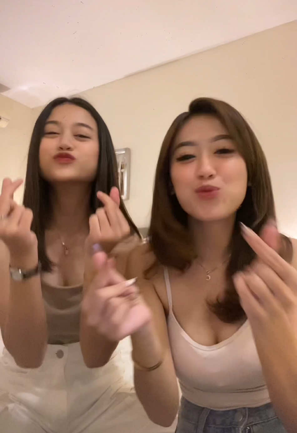 emang lebar gt kakiny?? @akunbarulagi 