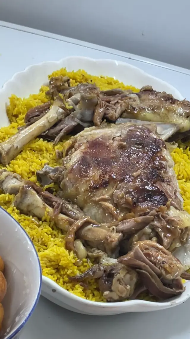اطيب قوزي لحم غنم هرفي ‭٠٧٧١ ٠٨١ ٢٨٠٦‬