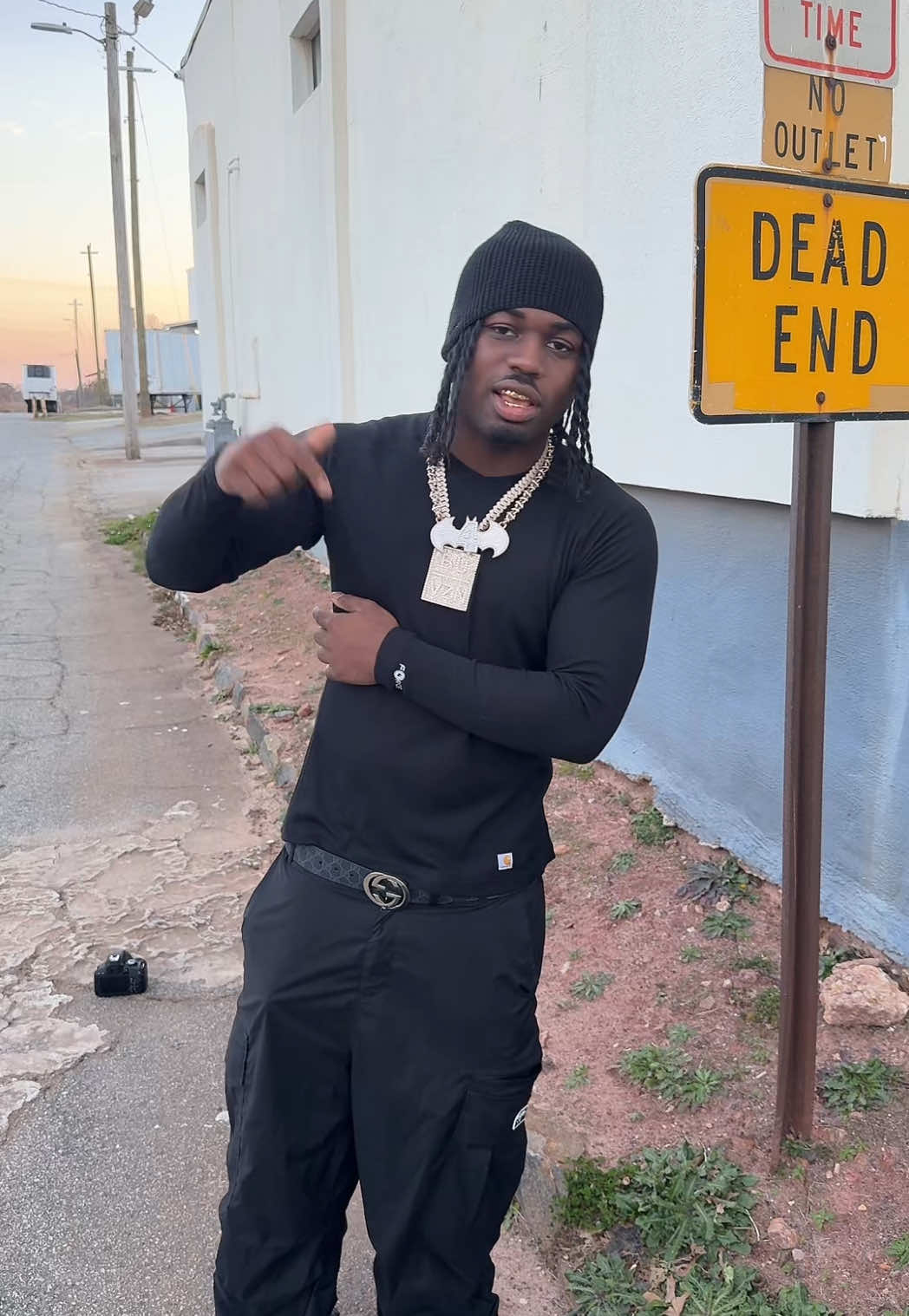 what’s yall favorite bar? #newmusic #altrnb #rnbtok #rnbmusic 