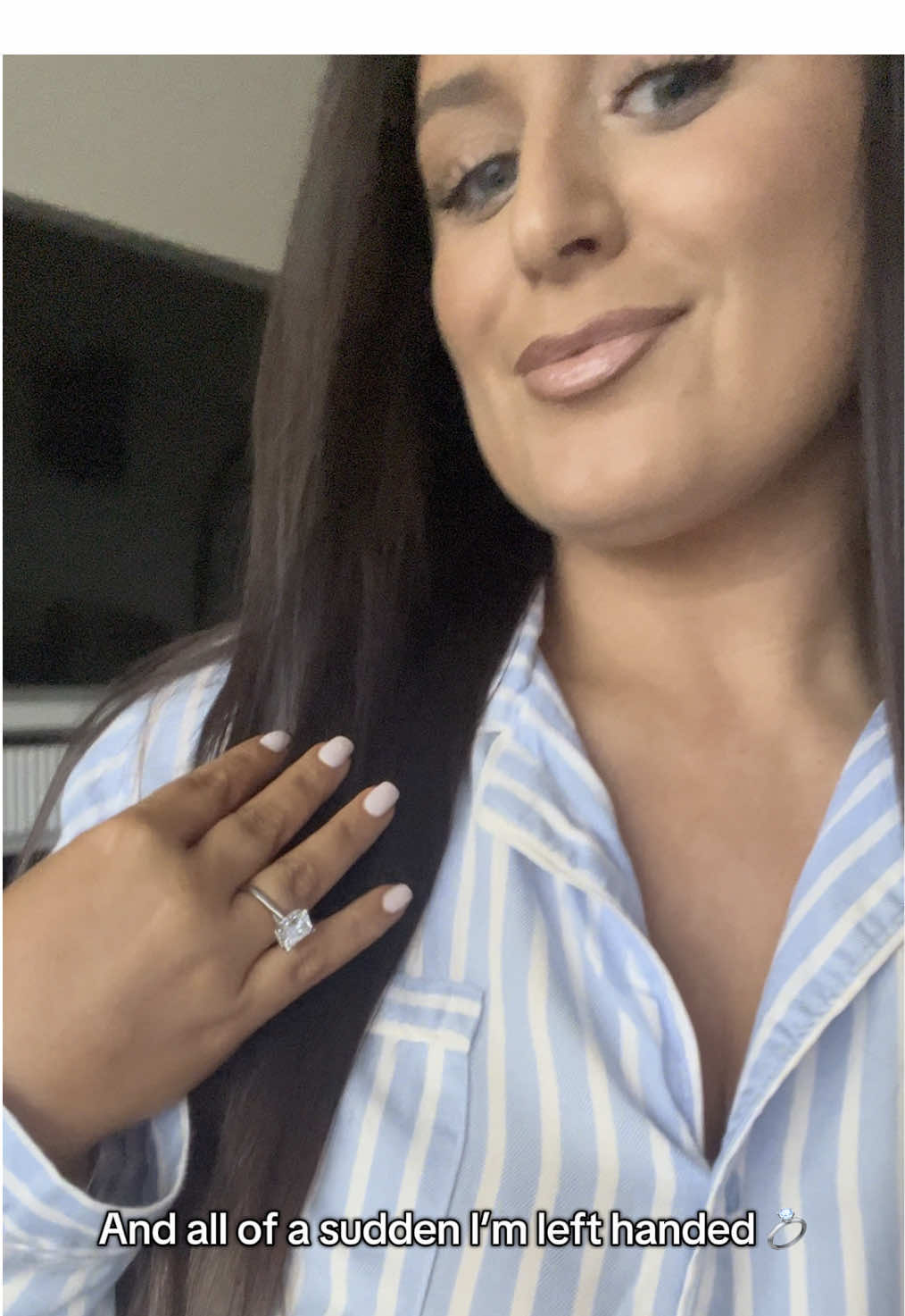 Thank uuuuu to my mans 😚😚 #engaged #engagementring #fiance #fyp #trending 