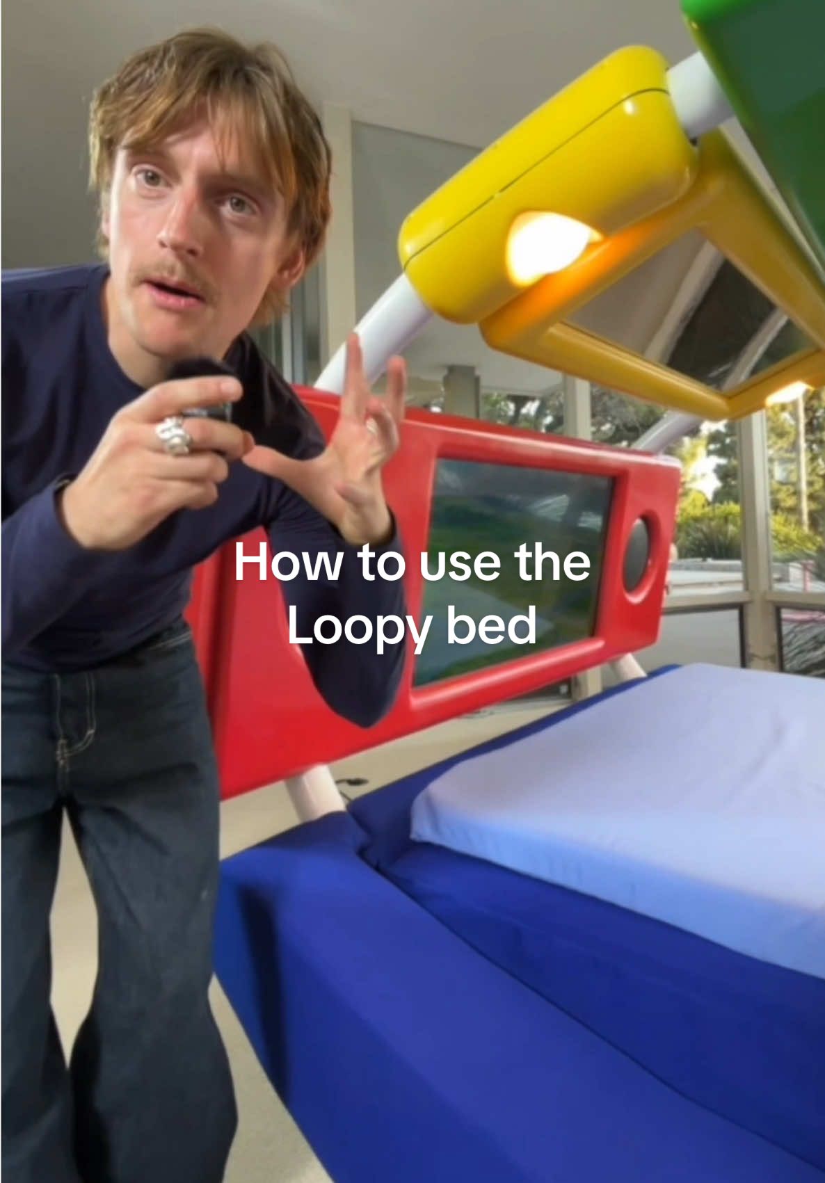 Introducing my newest object! The Loopy Bed!@Feeld  