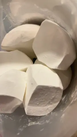 ASMR PURPOSES ONLY • DO NOT CONSUME #cornstarchchunks #chunks #pureargo #nochallenge #asmrsound #cornstarchasmr #crunchyasmr #corstarchasmr #cornstarchchunks #argo 