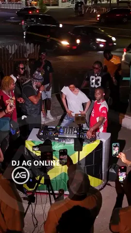 Dancing time!! @harrytoddlerrulaboss74 Kingston, Jamaica 🇯🇲 🔥🔥🔥#dancehall #reggae #djagonline #teamag #ukdj #london #djlife #deejay #tiktokdj #jamaica