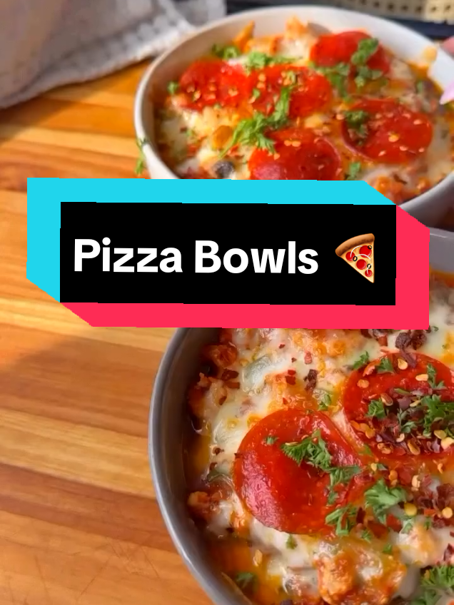Pizza Bowls 🍕 (Via: sailor_bailey) For my pizza lovers looking for a healthier alternative! Low carb, high protein tasty and customizable ✨ . . Transform your health with The Ultimate Keto Guide Cookbook! 🍳 Featuring 1001+ easy, delicious recipes and a 21-day meal plan, this guide helps you shed pounds effortlessly, boost energy ⚡, and enhance focus 🧠. With quick prep and full nutritional info, vibrant health has never been easier. ✨ Click the link in my bio to get your copy Now! 👆  • • • • • • • ➖➖➖➖➖➖➖➖➖➖➖➖➖➖ #ketocarnivore #ketorecipes #ketodiet #ketoforbeginners #ketolunch #ketodinner #ketobreakfast #keto #ketoweightloss #lowcarb #lowcarbrecipes #ketorecipe #lowcarbhighfat