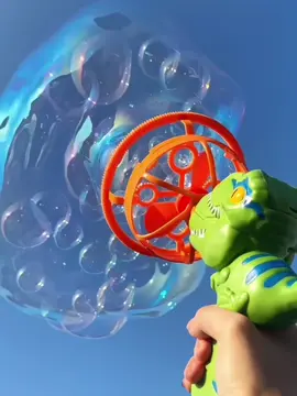 #bubblegun #bubble #tiktok #bubbles #fyp #bubbletoys #toy Dino bubble in bubble🫧🫧