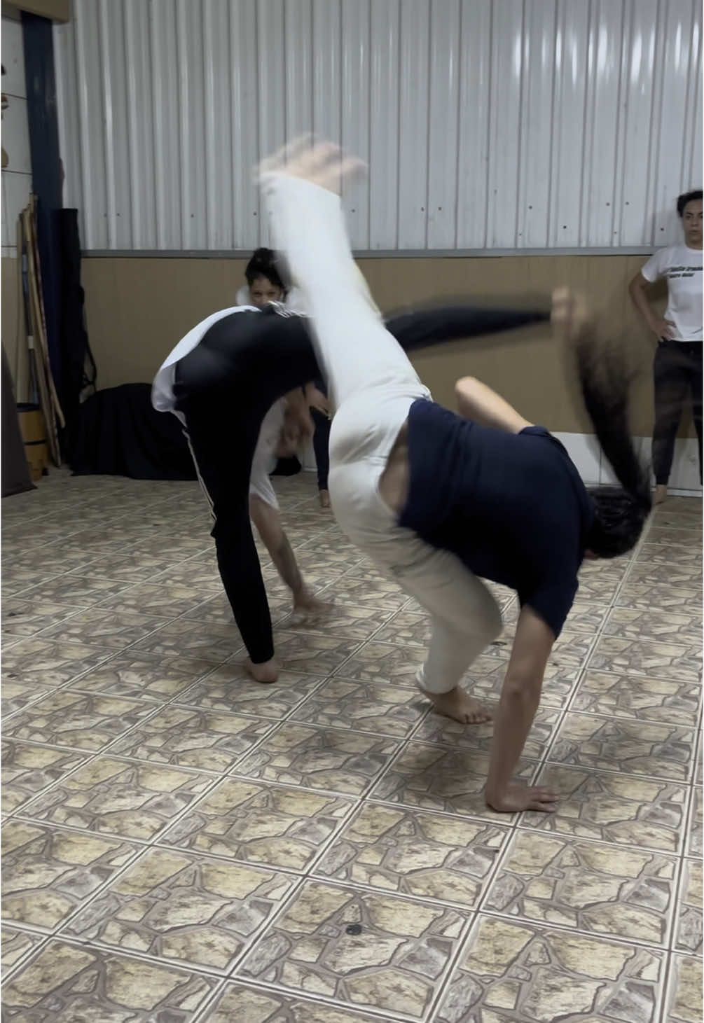 Foco no objetivo ☝🏻.  #treino #capoeira 
