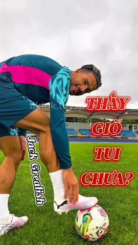 THẤY CẶP GIÒ TUI CHƯA? Tập luyện với dây kháng lực thôi anh em #jackgrealish  #tapluyenmoingay  #tapluyentainha  #daykhangluc  #miniband  #aolikes  #xuhuongtapluyen  #tapluyenvoidaykhangluc  #bongda 