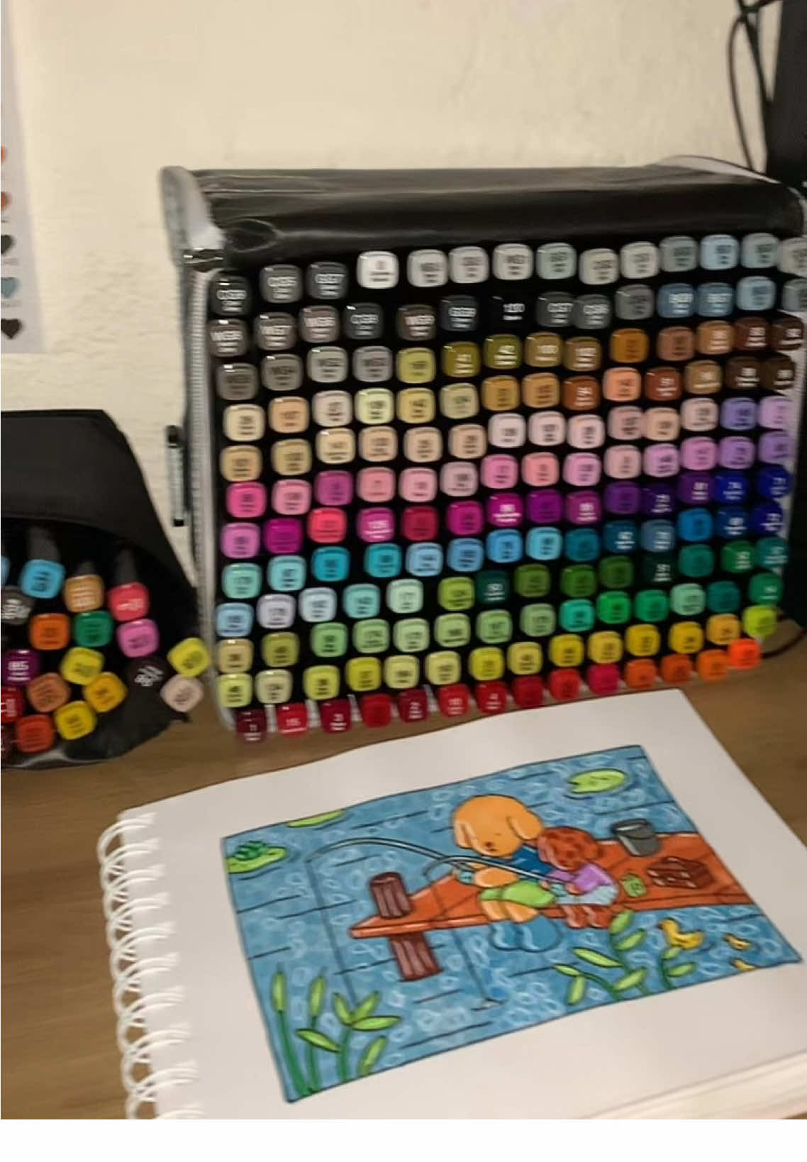 Era o meu sonho mesmoooooo #marcadorestouch #coloring #bobbiegoodscoloringbook 