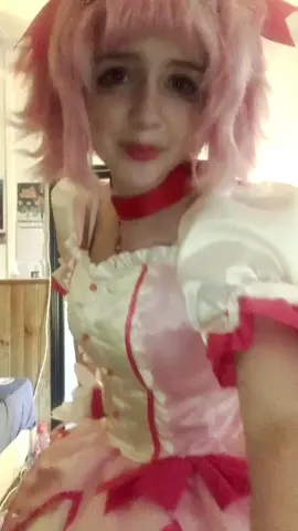 honestly i wanna knowwhat making out would feel like,, like what’s with all the hype #fyp #meowentertainment #wlw #trend #madoka #cosplay #pelluamadokamagica #madokakaname #madokacosplay #madokamagicacosplay 