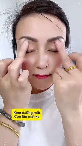 Kem dưỡng mắt #tongkho113 #xuhuongtiktok2025 #thinhhanh #hottrend #viral #xuhuongtiktok #kemduongmat #kemduongmatxatay #kemduongmattvlv #kemduongmattainha #skincare #chamsocda #chamsocdatainha #lamdep 