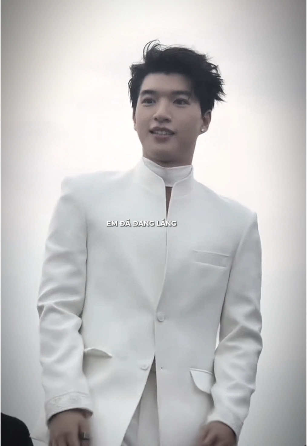 Xuất hiện lúc nào là 🔥🔥🔥 HIẾU THỨ HAI tại Concert day 5 anh trai say hi #CapCut #xu_huong #viralvideo #viraltiktok #trendingvideo #giaitri #nhaytiktok #HIEUTHUHAI #atshconcert #atsh #anhtraisayhiconcert2024 #concertanhtraisayhi #concertanhtraisayhiday5 #sundays 