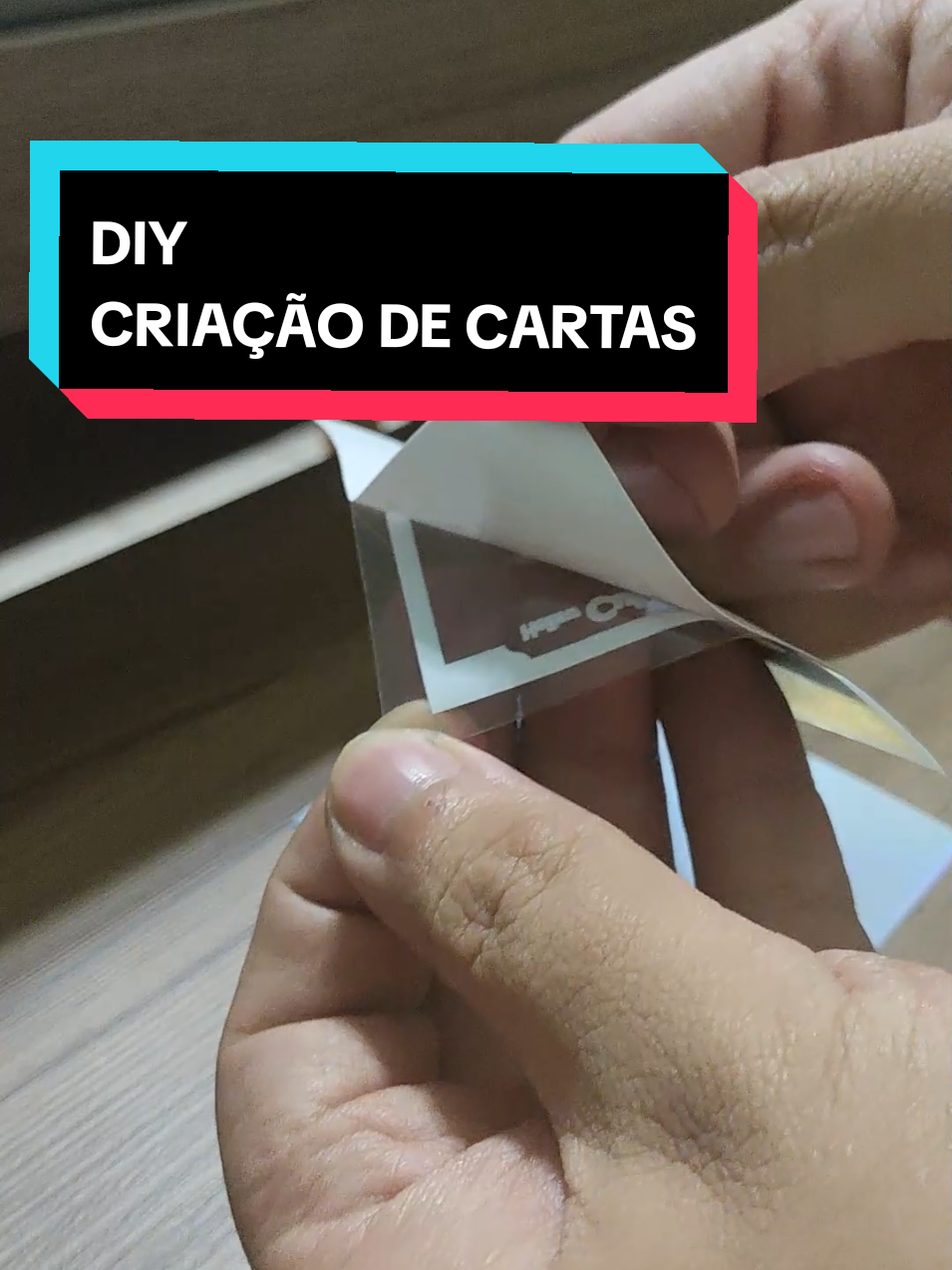 Observações importantes - esse é o meu processo, existem diversas outras formas de se fazer isso - existem outras etapas antes e depois do vídeo - não tenho o objetivo de simular cartas já existentes, mas de divulgar minhas ilustrações #pokemontcg #customcards #DIY #fyp #pokemoncards #artesanato #art