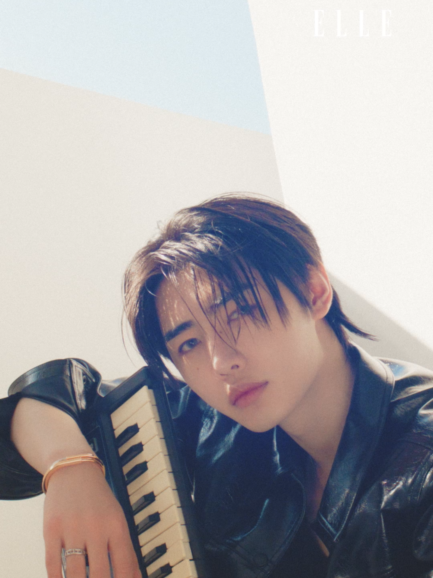 “Never Better” “무대에서만큼은 더 자유로워도 되지 않나 싶어요.” 음악과 함께 할 때 가장 자유롭고 반짝이는 #엔하이픈 #성훈의 눈 @enhypen