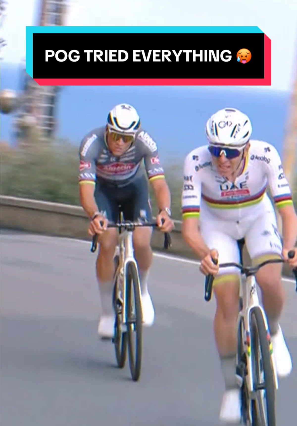 💪 Attack, attack, attack! Tadej Pogacar gave 𝗘𝗩𝗘𝗥𝗬𝗧𝗛𝗜𝗡𝗚 in his pursuit of Milano-Sanremo 🥵  #pogacar #cycling #milanosanremo