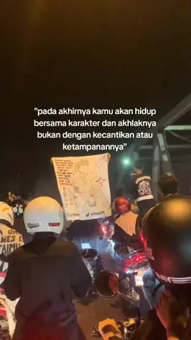 #psht #fyp #jawapride #foryou #pshtpusatmadiun #pshtindonesia22 #storypsht #4u #galaubrutal #masukberanda #🥀 #liriklagu 