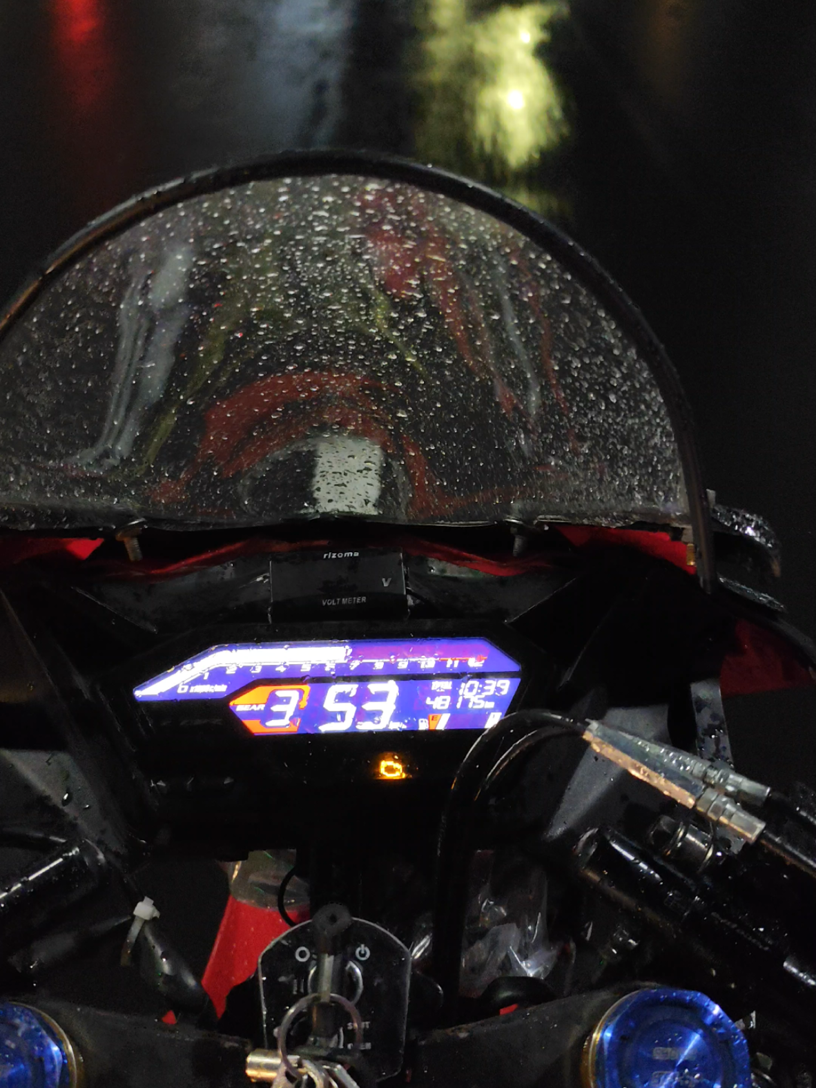 hujan hujanan naik CBR kuyang 🥰 #cbr #cbr150r #fypage #cbrk45r #cbr150r2021 #americanstyle #longarm #fyp #k45r 