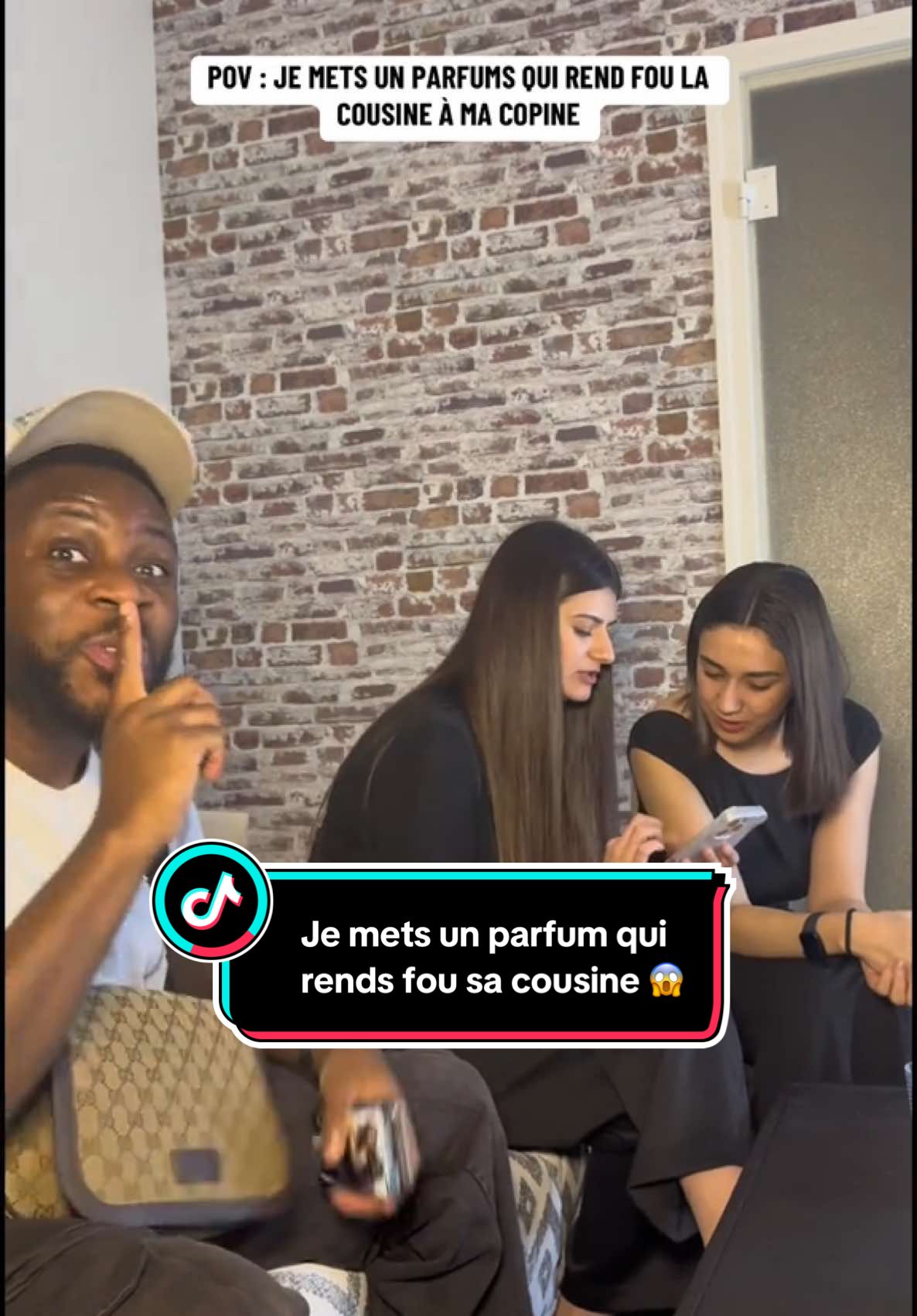 Le fameux parfum @Cupidonic qui rend fou les femmes @𝐽𝑎𝑑𝑒 #couple #prank #fyp #definisnous  Collaboration commerciale 