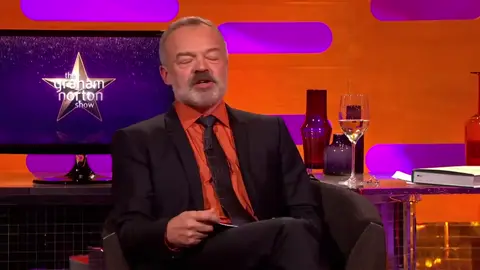 Chris Pratt Was The Slickest Waiter Ever ｜ The Graham Norton Show #grahamnorton #shorts 