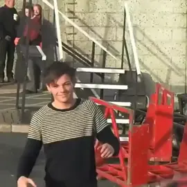 he's adorable 😍 #louistomlinson #louistomlinsonvideos #louistomlinsonedit #louistomlinsonedits #louistomlinsonsupremacy #onedirection #1d #1direction #foryoupage #paratipagina #fyp #fypシ゚ #fyppppppppppppppppppppppppppppppppppp 