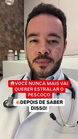 😱VOCÊ TEM O HÁBITO DE ESTRALAR O PESCOÇO? ⚠️ Então PRESTA ATENÇÃO, porque isso pode te causar 4 problemas sérios e IRREVERSÍVEIS. Muita gente estrala o pescoço achando que tá se aliviando 😌, mas na verdade tá abrindo caminho pra dores crônicas, lesões e até algo MUITO mais grave 🚨 O pior? Quase ninguém sabe disso… Estralar o pescoço pode parecer inofensivo, mas esconde riscos que você nem imagina ❗ Se você sente aquele crec crec e acha normal, esse vídeo é pra você ▶️ Uma das consequências de estralar o pescoço com frequência é uma condição que pode limitar totalmente seus movimentos 🧠 E tem mais 3 que você precisa conhecer (e evitar!) ⛔ Se você tem o hábito de estralar o pescoço, ou conhece alguém que vive fazendo isso, marca essa pessoa aqui nos comentários 👇 E salva esse vídeo pra nunca esquecer ⭐ Já segue o @drdanieltales pra mais alertas que podem salvar sua saúde ❤️‍🩹 Seu pescoço não é brinquedo 🧩 Estralar o pescoço pode custar caro 💸 Estralar o pescoço não é um hábito inofensivo 🛑 Estralar o pescoço pode mudar sua vida pra pior ⚠️ Assiste até o final pra entender o que tá por trás desse hábito aparentemente inocente 👀 #SaúdeDaColuna #DorCervical #QualidadeDeVida #CuidadosComAPostura AVISO LEGAL: Este conteúdo é apenas informativo e não substitui a consulta a um médico, não estabelece relação médico-paciente via redes sociais e não indica tratamento. Consultas individuais são essenciais para uma avaliação completa e tratamento adequado.