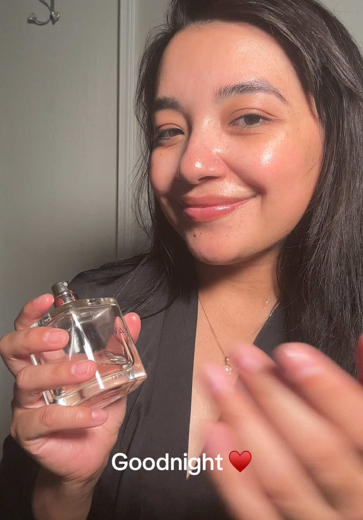 Get unready with me ♥️ I love to unwind by doing my skin care and dabbing on some perfume. I don’t consider wearing perfume to bed wasteful I wake up feeling more rested than I would if I just go to sleep as is. I feel like it has a calming effect on me.  Do you guys wear perfume to bed or is it just me?? Also, did you know you could get tretinoin super cheap in Mexico. Mine cost me 5 bucks shout out tuti for bringing it back❤️  #nighttimeroutine  #skincareroutine #tretinoin #tretinoinjourney  #fyp ##foryou##foryoupage##skincare##perfume##lipmask 