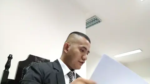 Pemeriksaan Ahli Pidana yang dihadirkan oleh Polda Banten dalam Sidang Praperadilan di Pengadilan Negeri Serang Kelas 1A Banten  #pnserangbanten #advokat #hukumindonesia #lawyersoftiktok #fyp #fypシ゚viral #fypシ #officiumnobile #viral #pengacara #bandung 