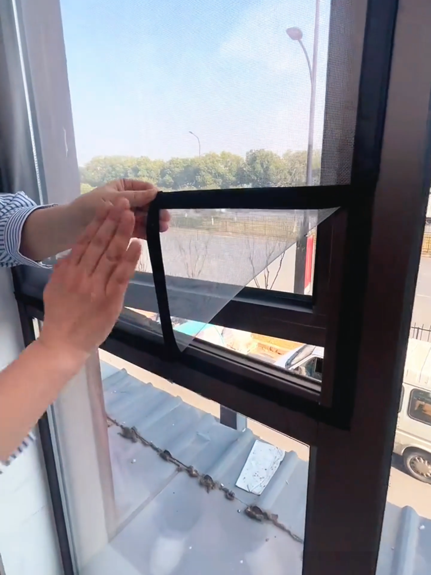 Our Magic Adhesive Window Screens let breeze in & bugs out—no drills, no fuss! 🌿🦟 ✅ Easy peel-and-stick install ✅ Reusable & durable mesh ✅ Perfect for renters & DIY lovers #DIYHome #EasyInstall #BugFreeLiving #RenterFriendly #SmartHome