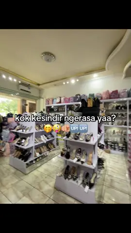 aduhhdekkk🤭🤭🤙🏻#fyppppppppppppppppppppppp #fyppppppppppppppppppppppp #fyp #4upageシ #nyindirkeras 