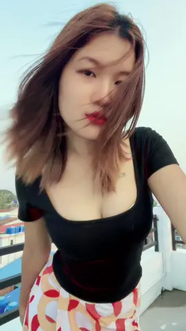 #😗