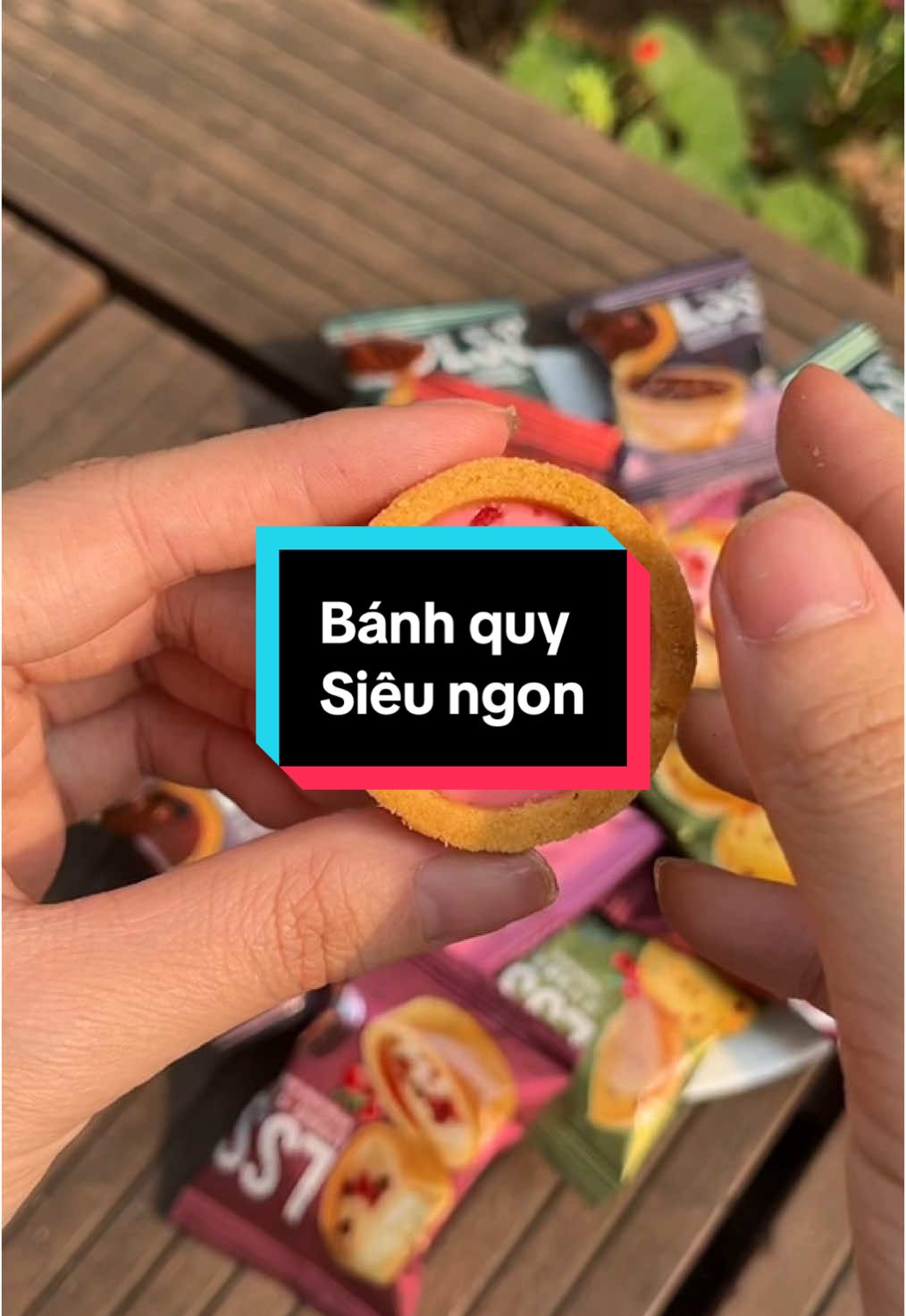 Bánh này ăn siêu ngon luôn í #ancungtiktok #foodfestontiktok #reviewdoan #doanvat #doan #comcom 